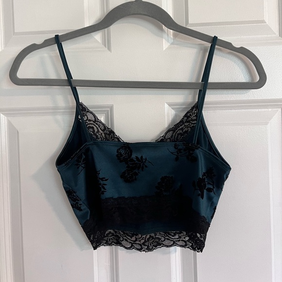 lacey crop top - motel - Picture 2 of 2